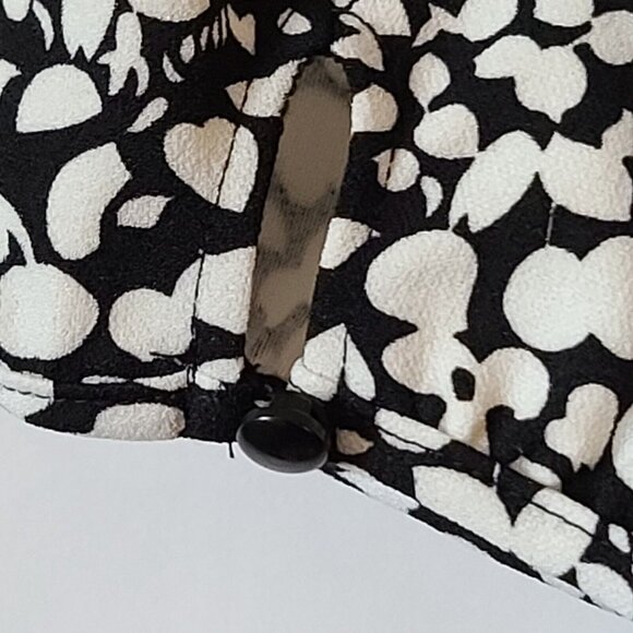 Talbots 3/4 Sleeve Slit Neck Jersey Top Size XS Black Cream Abstract Print NWT - Picture 6 of 11